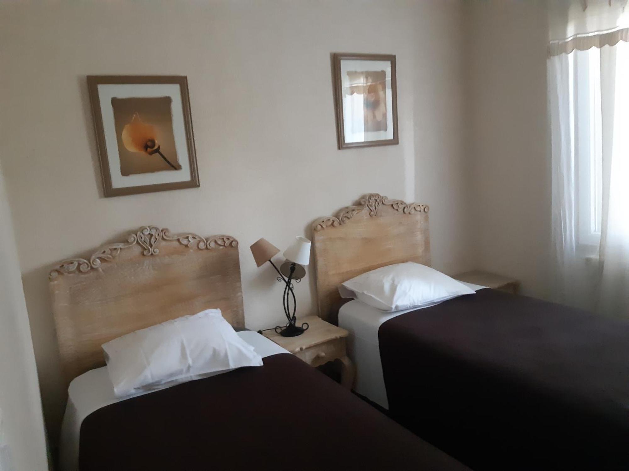 Cherche Midi Noves Kültér fotó